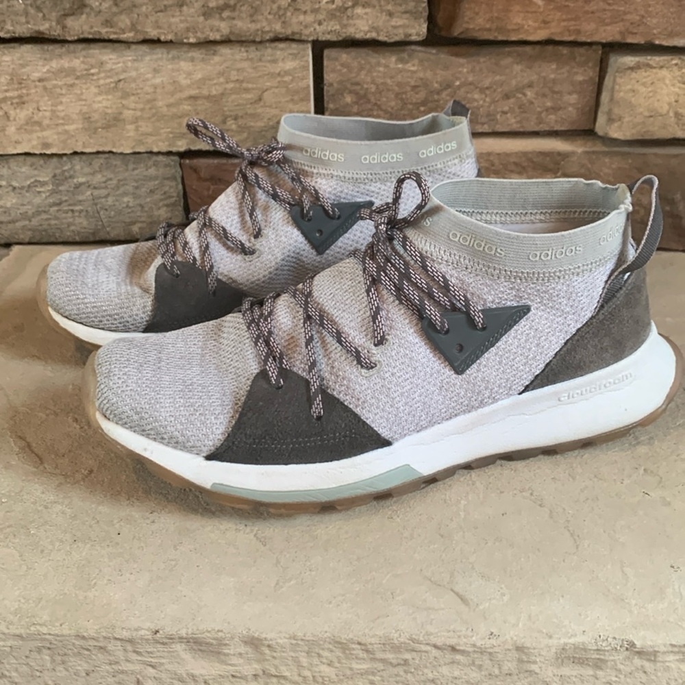 Adidas sz 8.5 (men) cloud foam trail tennis shoes